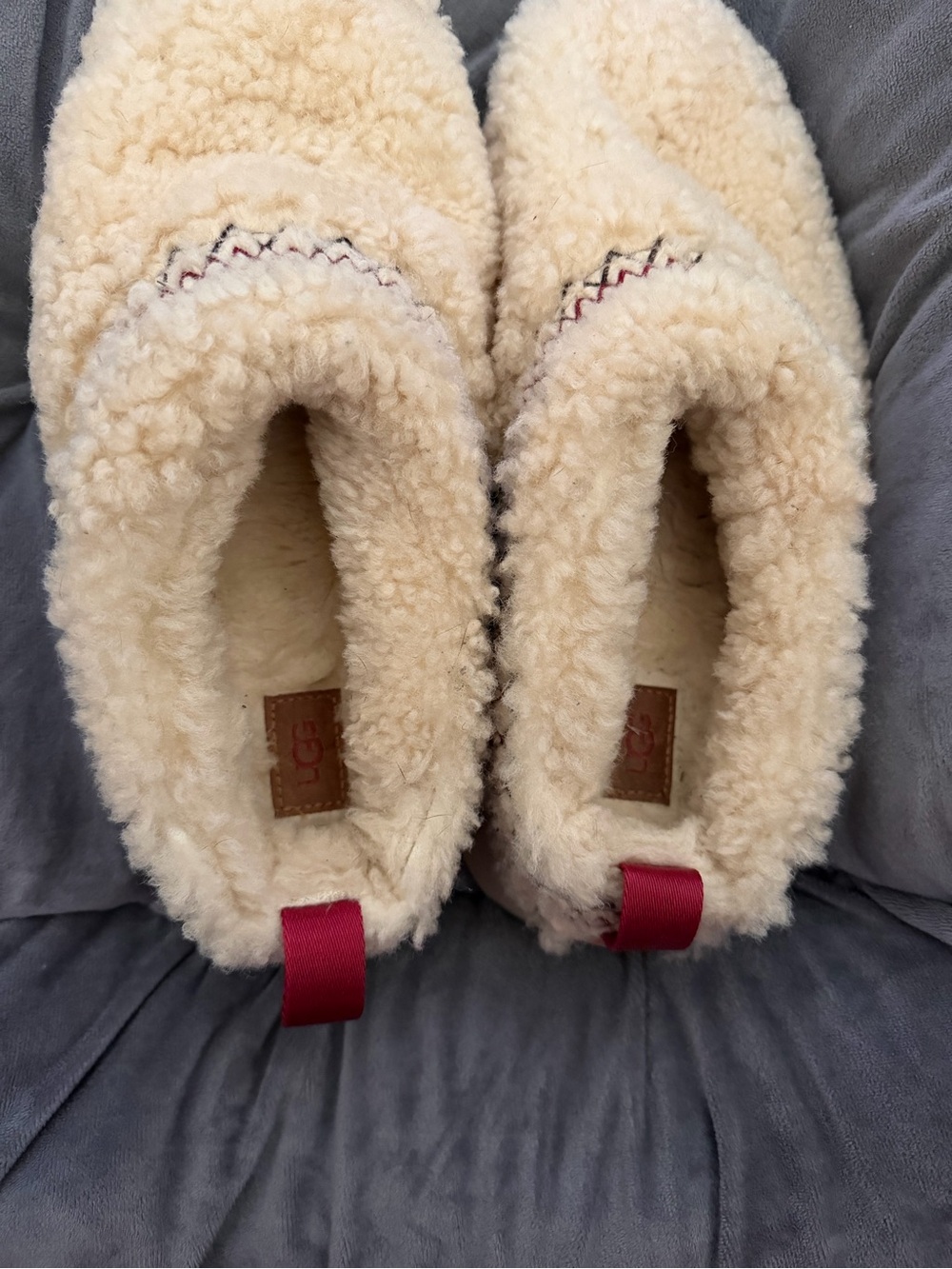 UGG TAZ BRAID HERITAGE SHEARING SLIPPERS
